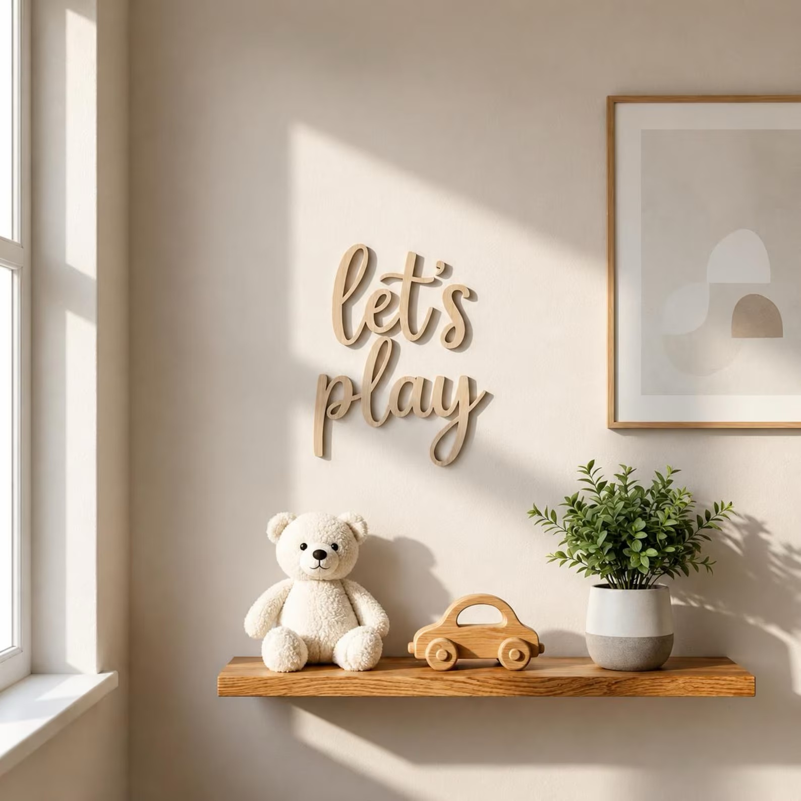Baby Nursery Pictures - لافتة خشبية مكتوب عليها 'دعونا نلعب'،