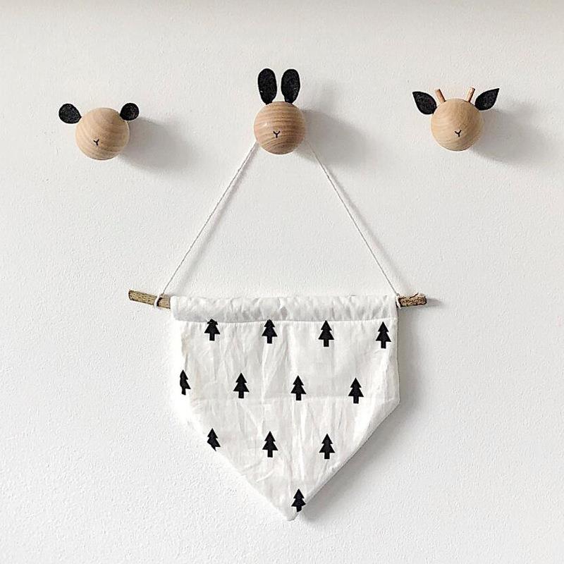 خطاف خشبي عصري بسيط لغرفة الأط - مراجعة Baby Nursery Hooks وسعره