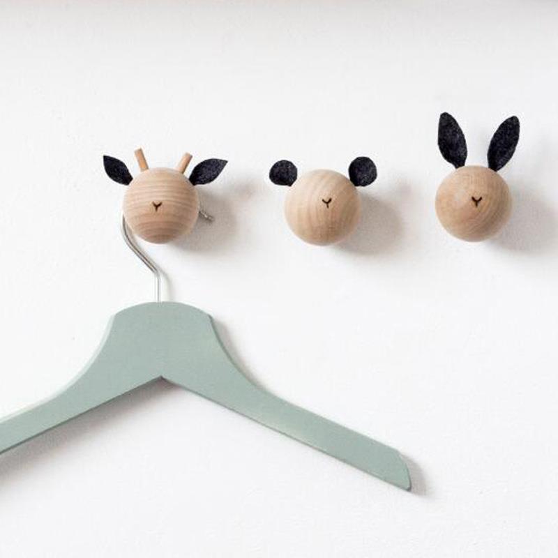 خطاف خشبي عصري بسيط لغرفة الأط - مراجعة Baby Nursery Hooks وسعره