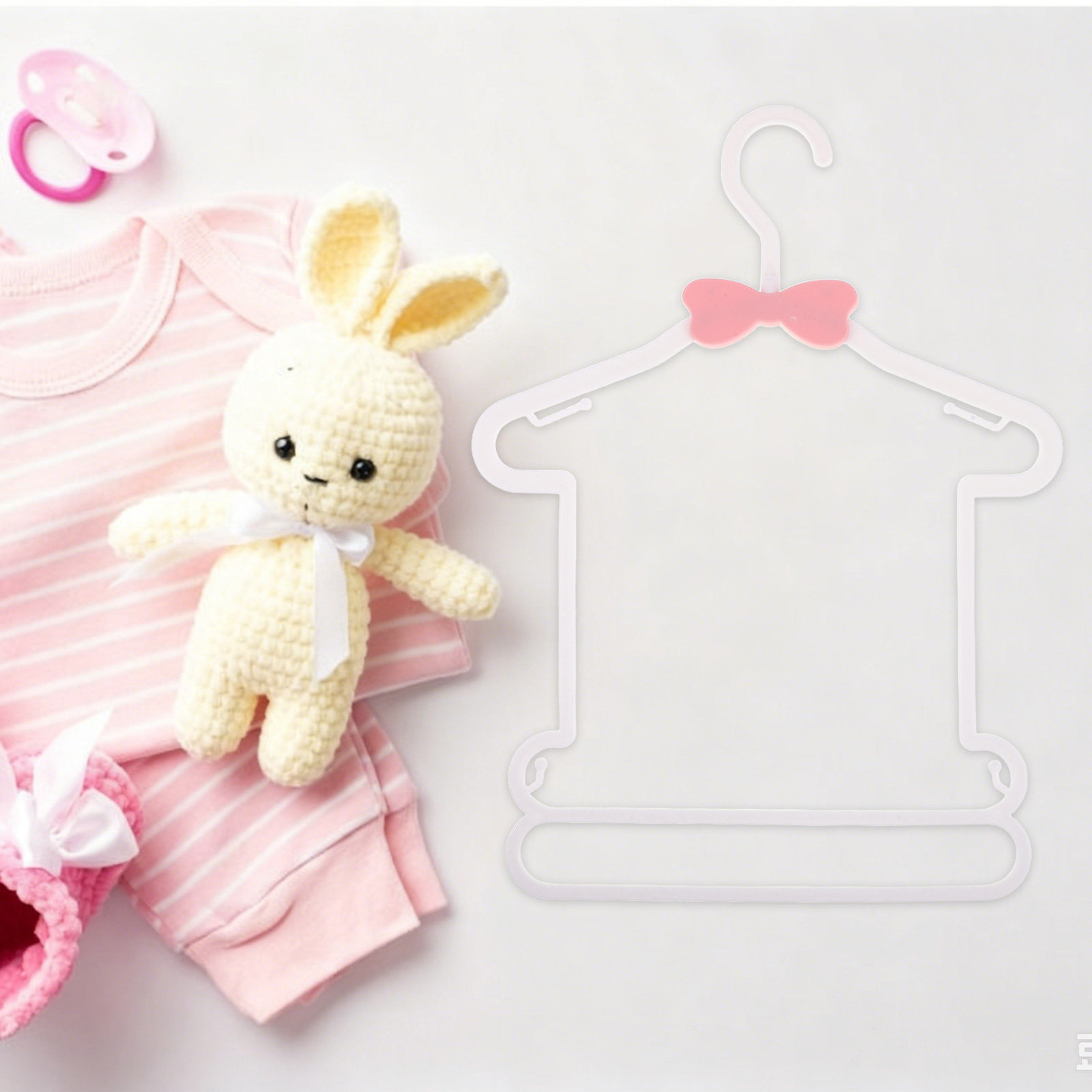 8 قطع من علاقات ملابس الأطفال  - مراجعة Baby Nursery Hooks وسعره