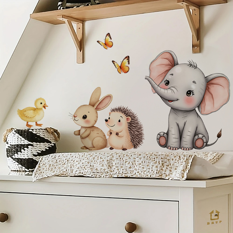 ملصق حائط على شكل حيوانات كرتو - مراجعة Baby Nursery Wall Decals وسعره